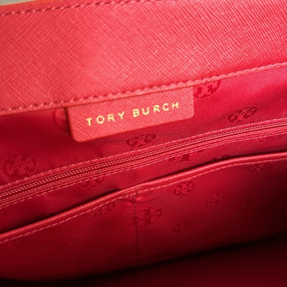 Tory Burch saffiano leather tote - Picture 6 of 8